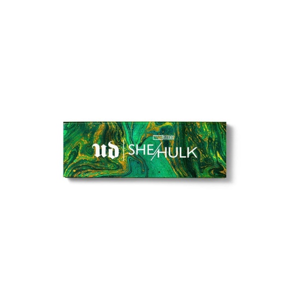 UD X MARVEL STUDIOS' SHE-HULK EYESHADOW PALETTE - Picture 2 of 9